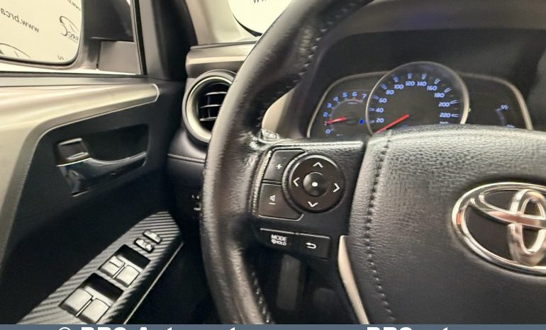 Toyota RAV 4 AWD 2.0 D-4D 2015 full