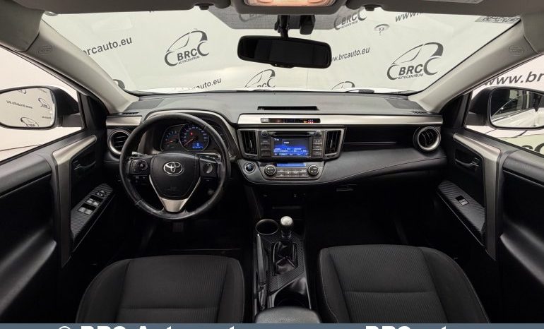 Toyota RAV 4 AWD 2.0 D-4D 2015 full