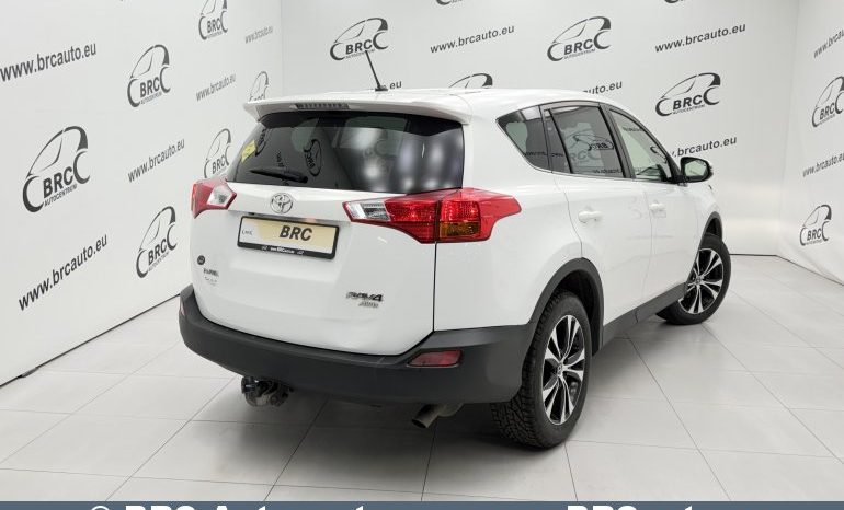 Toyota RAV 4 AWD 2.0 D-4D 2015 full