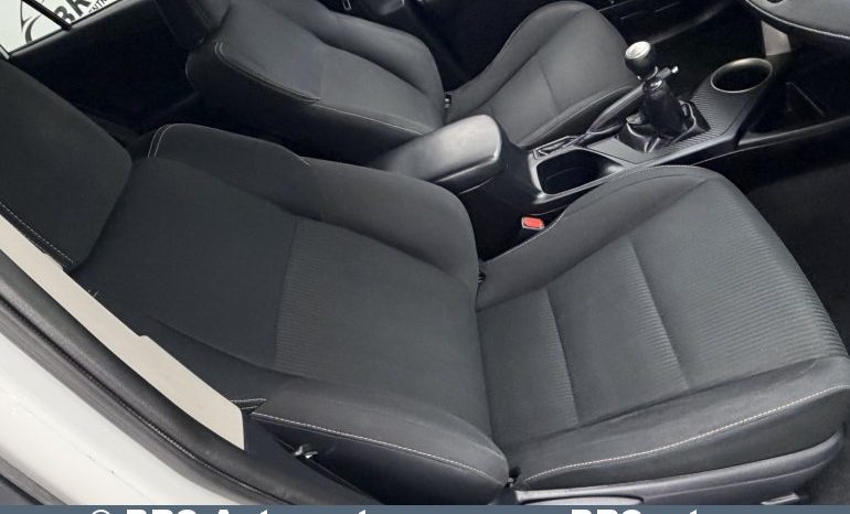 Toyota RAV 4 AWD 2.0 D-4D 2015 full