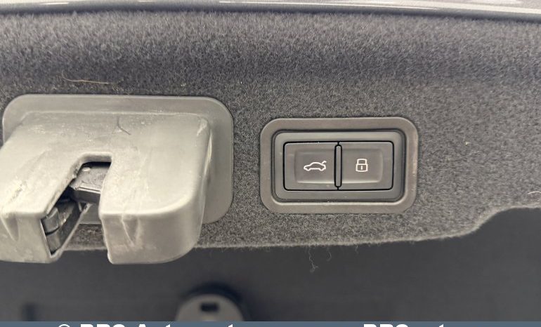 Audi A8 3.0 TDI Quattro Automatas 2016 full