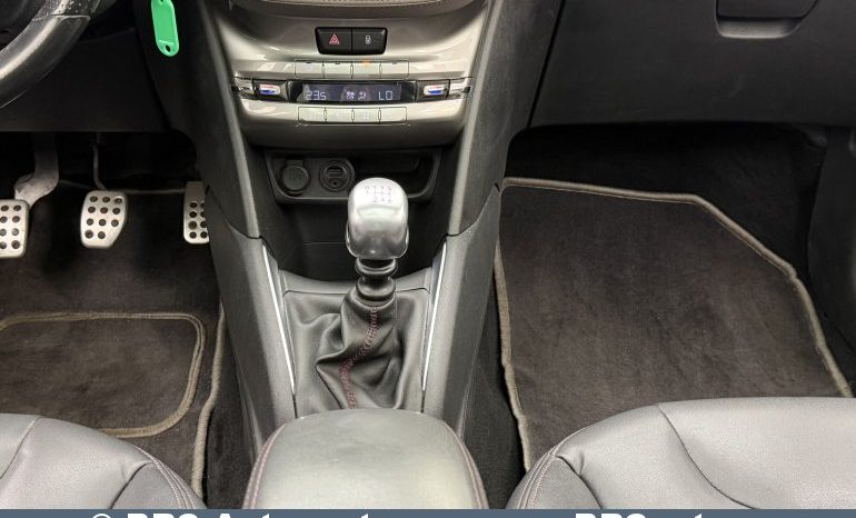 Peugeot 208 XY 1.6 HDi 2013 full