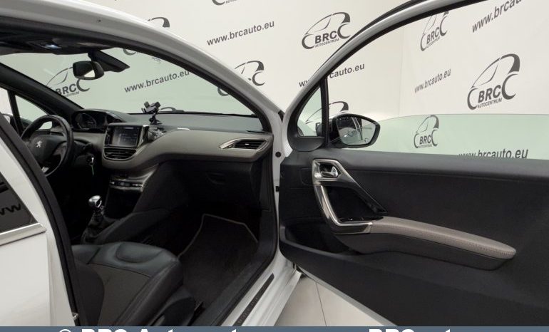 Peugeot 208 XY 1.6 HDi 2013 full