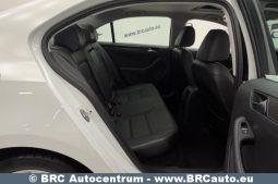 Volkswagen Jetta SEL 1.8 TSI Automatas 2017 full