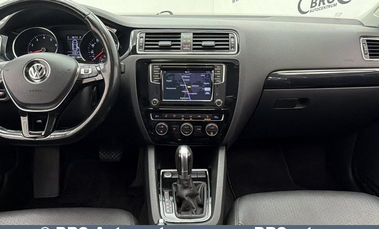 Volkswagen Jetta SEL 1.8 TSI Automatas 2017 full