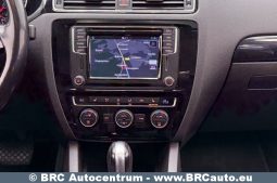 Volkswagen Jetta SEL 1.8 TSI Automatas 2017 full