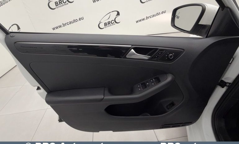 Volkswagen Jetta SEL 1.8 TSI Automatas 2017 full