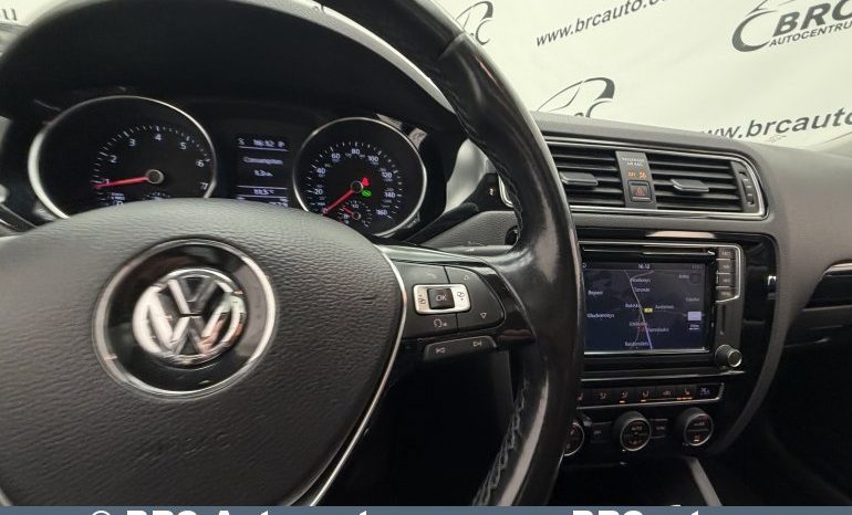 Volkswagen Jetta SEL 1.8 TSI Automatas 2017 full