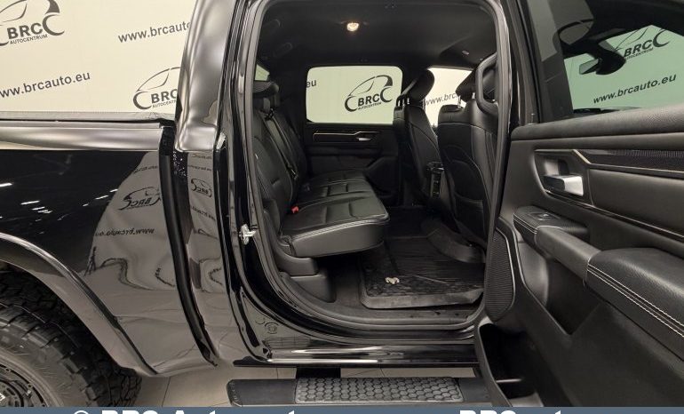 Dodge Ram 1500 5.7L Rebel 4×4 Automatas 2020 full