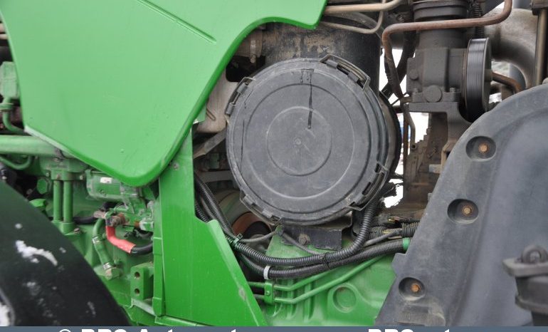 John Deere 8245R  2011 full