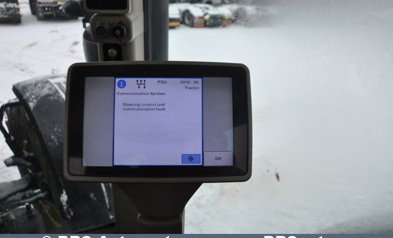 John Deere 8245R  2011 full