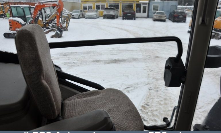 John Deere 8245R  2011 full