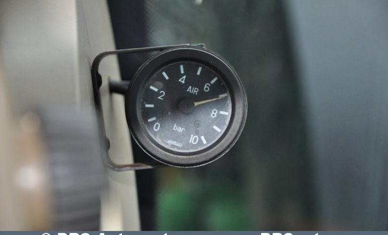 John Deere 8245R  2011 full