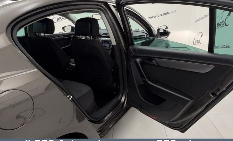 Volkswagen Passat 2.0 TDI Bluemotion Automatas 2012 full