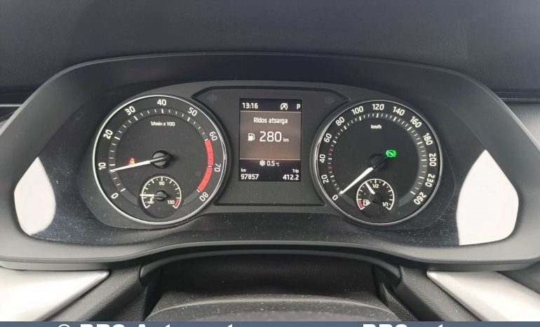 Skoda Octavia 2.0 TSI Combi 4×4 Automatas 2022 full