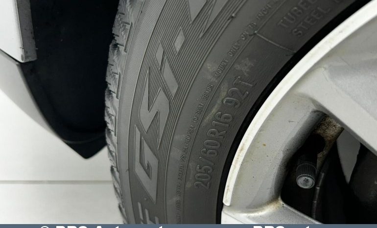 Peugeot 2008 Active 1.6 e-HDi 2013 full