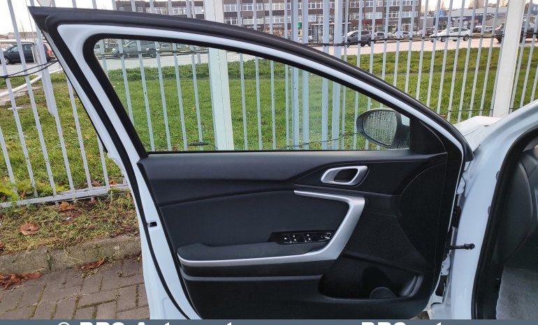 Kia Ceed 1.0 T-GDI Mild-Hybrid Automatas 2022 full