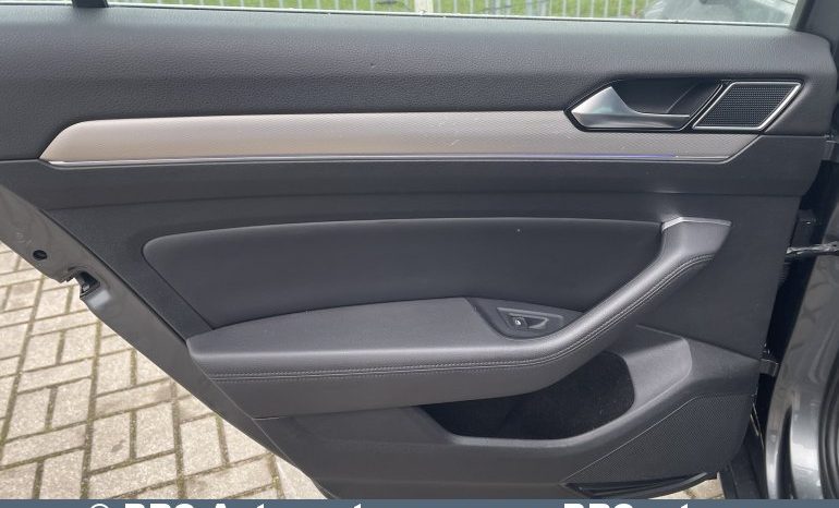 Volkswagen Passat 1.4 TSI GTE Plug-In Hybrid DSG Variant Automatas 2017 full