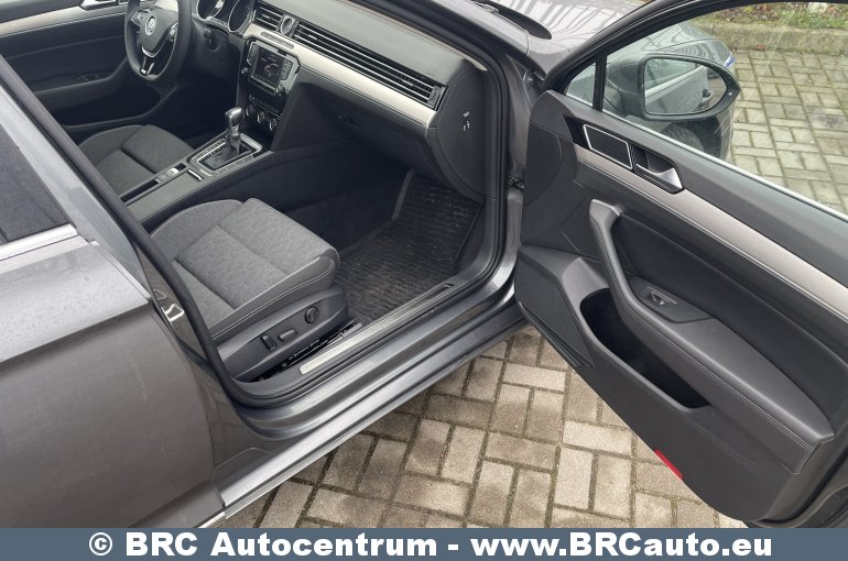 Volkswagen Passat 1.4 TSI GTE Plug-In Hybrid DSG Variant Automatas 2017