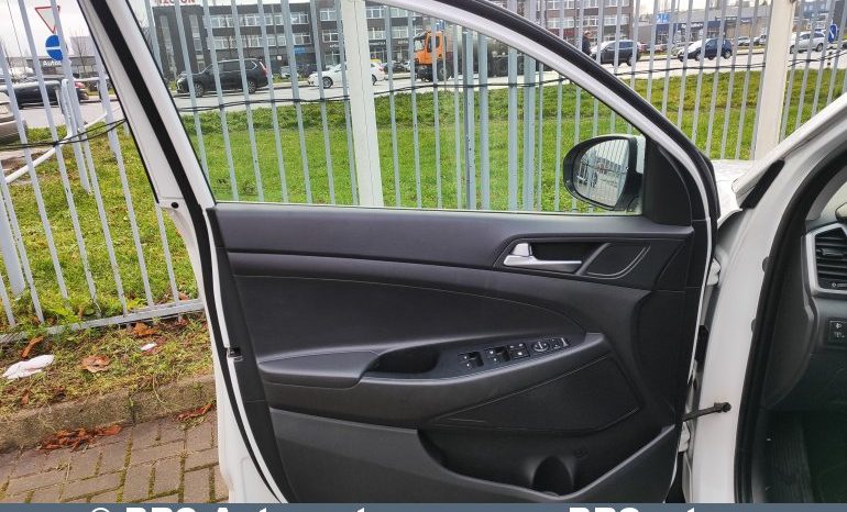 Hyundai Tucson 1.6 T-GDI Automatas 2018 full