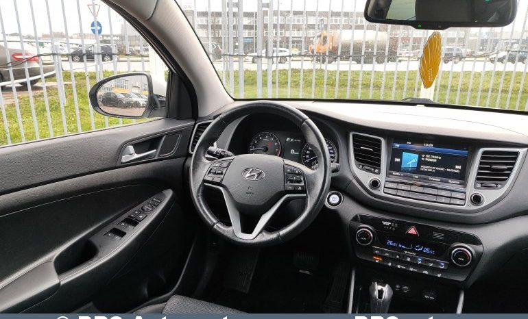 Hyundai Tucson 1.6 T-GDI Automatas 2018 full