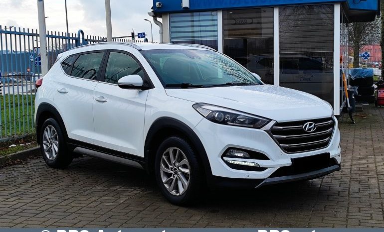 Hyundai Tucson 1.6 T-GDI Automatas 2018 full