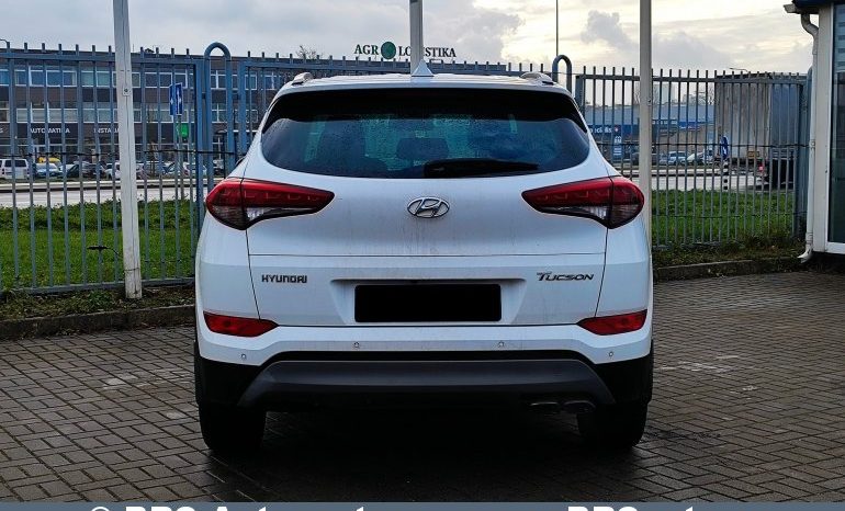 Hyundai Tucson 1.6 T-GDI Automatas 2018 full