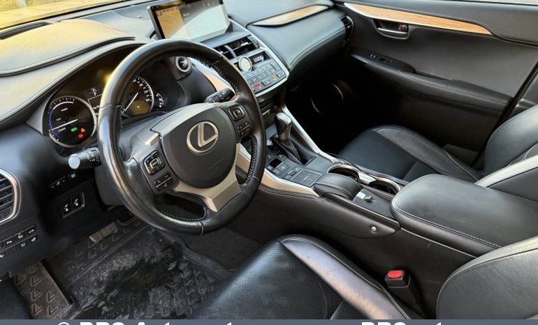 Lexus NX300h Hybrid e-Four e-CVT Automatas 2015 full