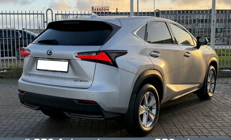 Lexus NX300h Hybrid e-Four e-CVT Automatas 2015 full