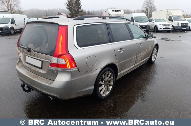 Volvo V70 D4 2014