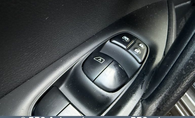 Nissan Qashqai 1.2 DiG-T Automatas 2016 full