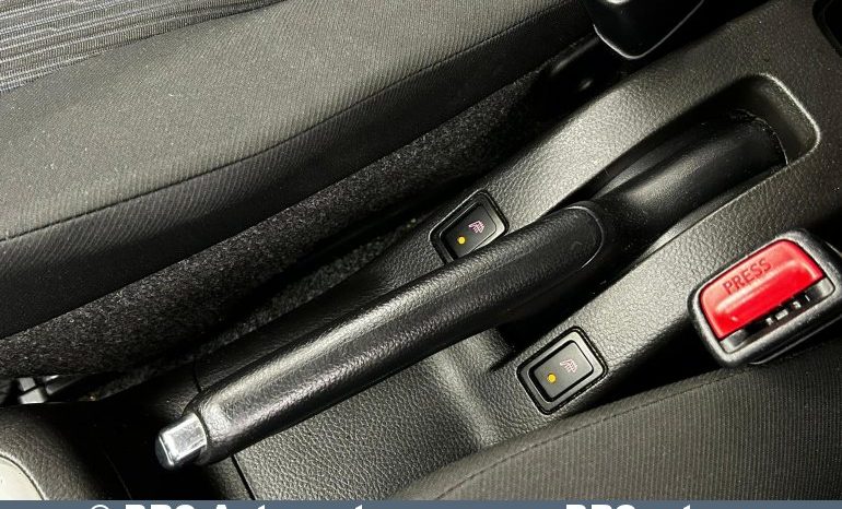 Suzuki Swift 1.2 VVT Automatas 2015 full