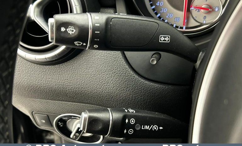 Mercedes-Benz CLA 180  2015 full