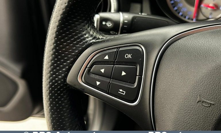 Mercedes-Benz CLA 180  2015 full