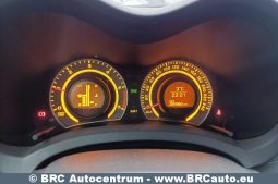 Toyota Auris 1.4 D-4D 2008 full