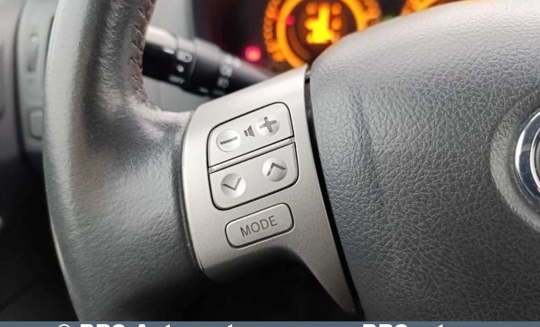 Toyota Auris 1.4 D-4D 2008 full