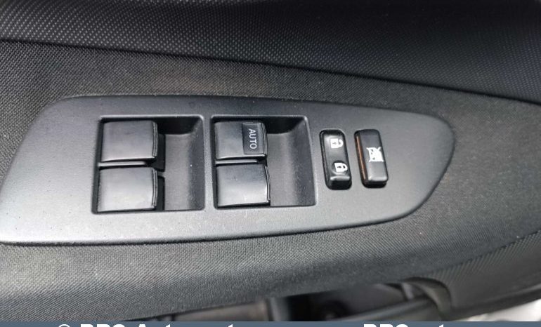 Toyota Auris 1.4 D-4D 2008 full