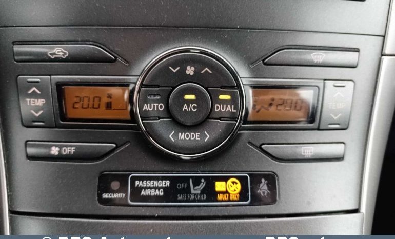Toyota Auris 1.4 D-4D 2008 full