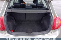 Toyota Auris 1.4 D-4D 2008 full