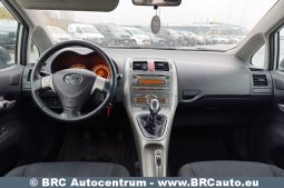 Toyota Auris 1.4 D-4D 2008 full