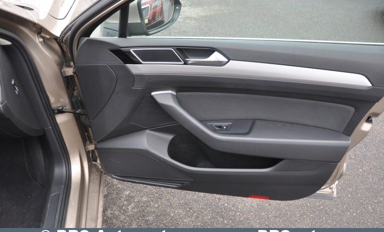 Volkswagen Passat 1.4 TSI B/D BlueMotion Automatas 2015 full