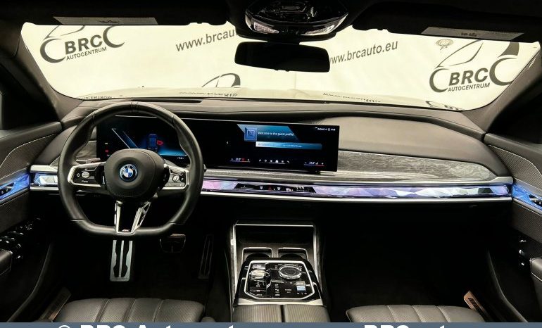 BMW i7 eDrive50 2024 full