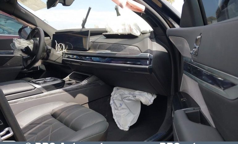 BMW i7 eDrive50 2024 full