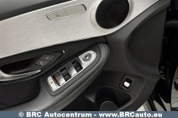 Mercedes-Benz C 180 T AMG-Line Automatas 2021 full