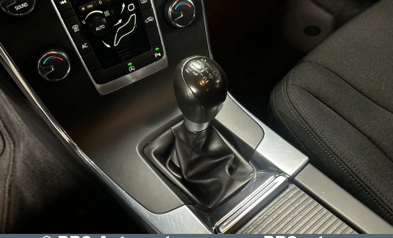 Volvo V60 D2 1.6 DRIVe 2012 full