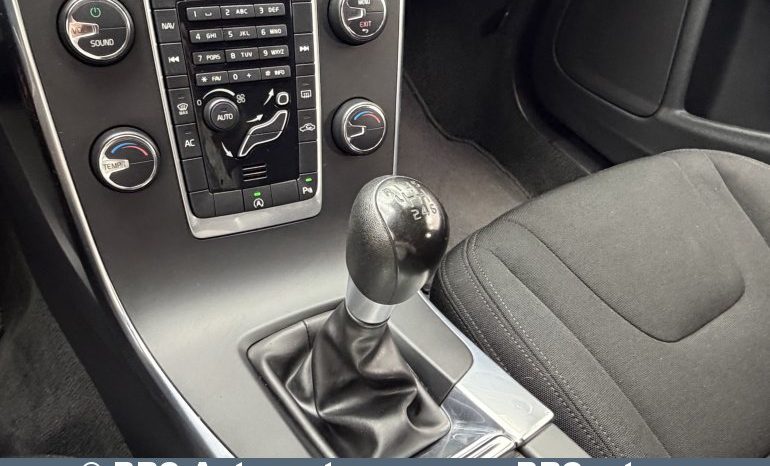 Volvo V60 D2 1.6 DRIVe 2012 full