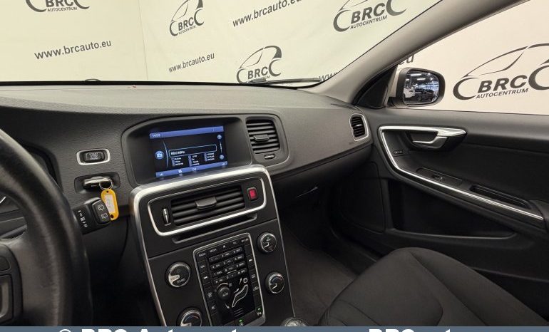 Volvo V60 D2 1.6 DRIVe 2012 full