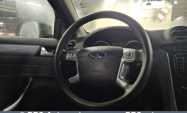 Ford Mondeo 1.6i Trend 2013 full