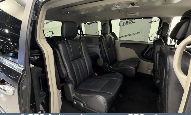 Lancia Voyager 2.8 CRD Silver Automatas 2013 full