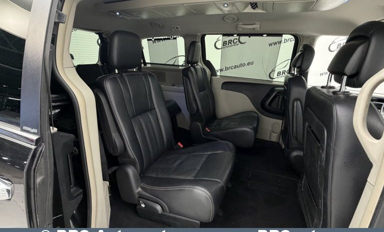 Lancia Voyager 2.8 CRD Silver Automatas 2013 full